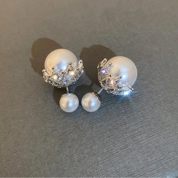 Pearlescent Radiance - Double-Sided CZ Pearl Earrings - Picture 4 of 6